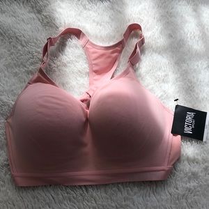 Vicotrias secret sports bra